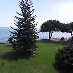 Les Pieds Dans L'eau Santa-Lucia-di-Moriani