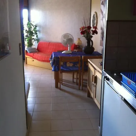 Les Pieds Dans L'eau * Santa-Lucia-di-Moriani