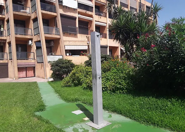 公寓 Les Pieds Dans L'eau 圣露茜亚迪莫伊拉