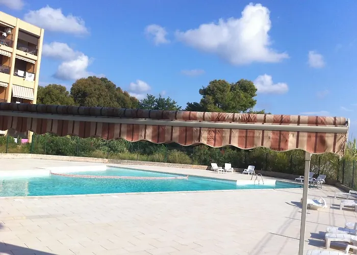 Les Pieds Dans L'eau 公寓 圣露茜亚迪莫伊拉